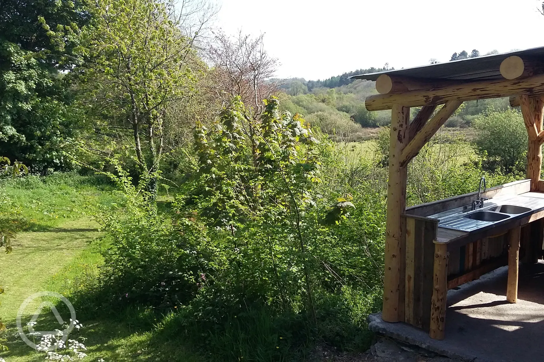 Washing up area and view over the campsite