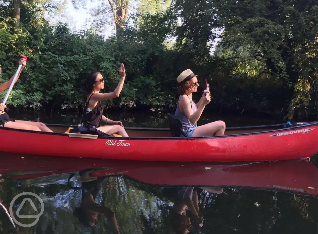 Hire a Canoe and Paddle to the Anchor Inn Pub