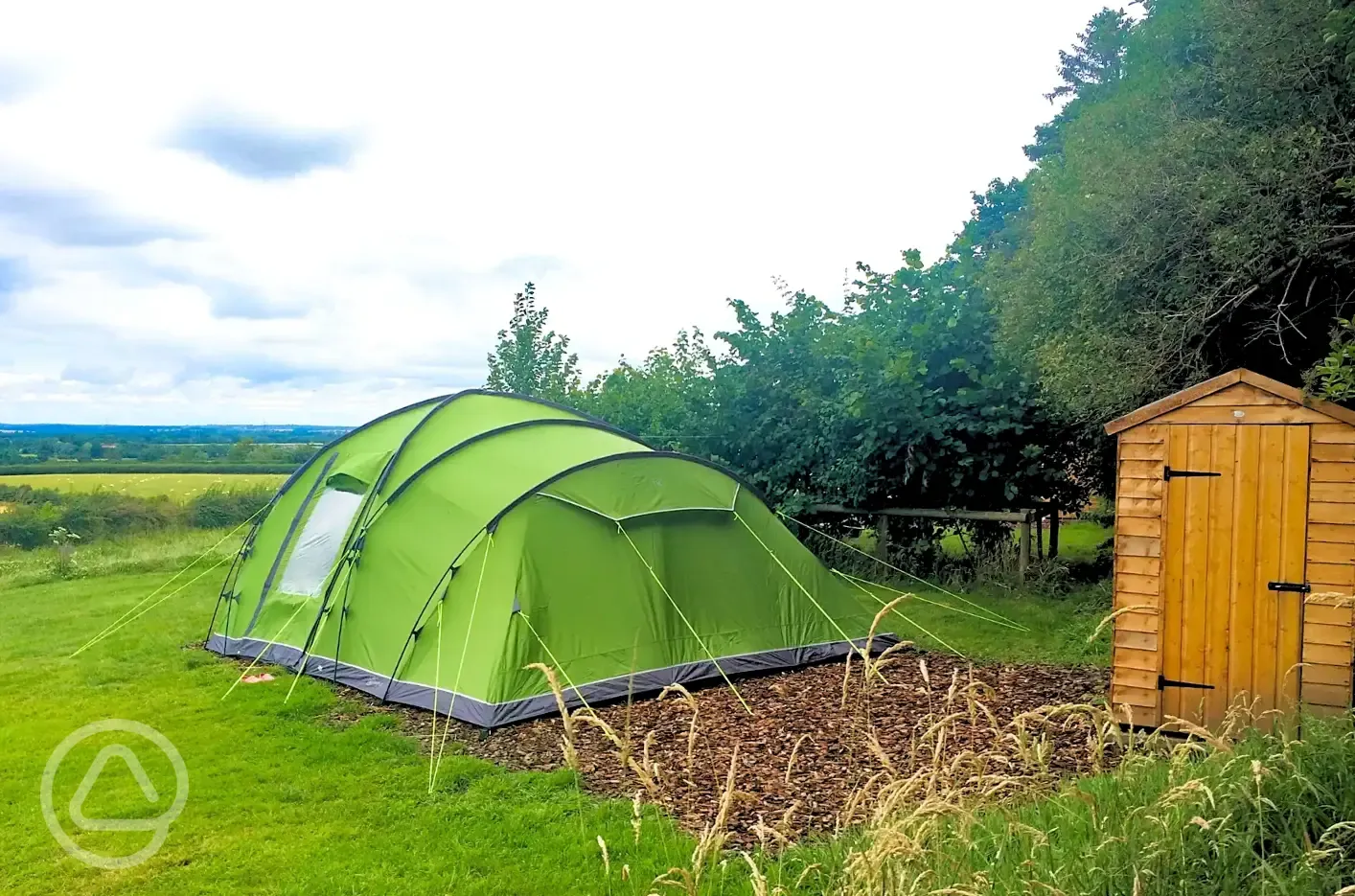 Ensuite grass pitch - Brize View 4