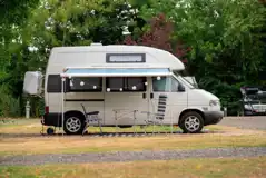 Hardstanding pitches (electric and fully serviced options) up to 10m