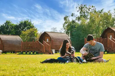 Lee Valley Caravan Park Dobbs Weir