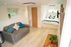 Ensuite Peaky pod interior