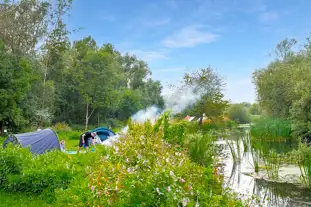 Lee Valley Almost Wild Campsite, Broxbourne, Hertfordshire (7.7 miles)