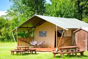 Lee Valley Almost Wild Campsite, Broxbourne, Hertfordshire (11.2 miles)