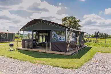 Mousley House Farm Campsite and Glamping