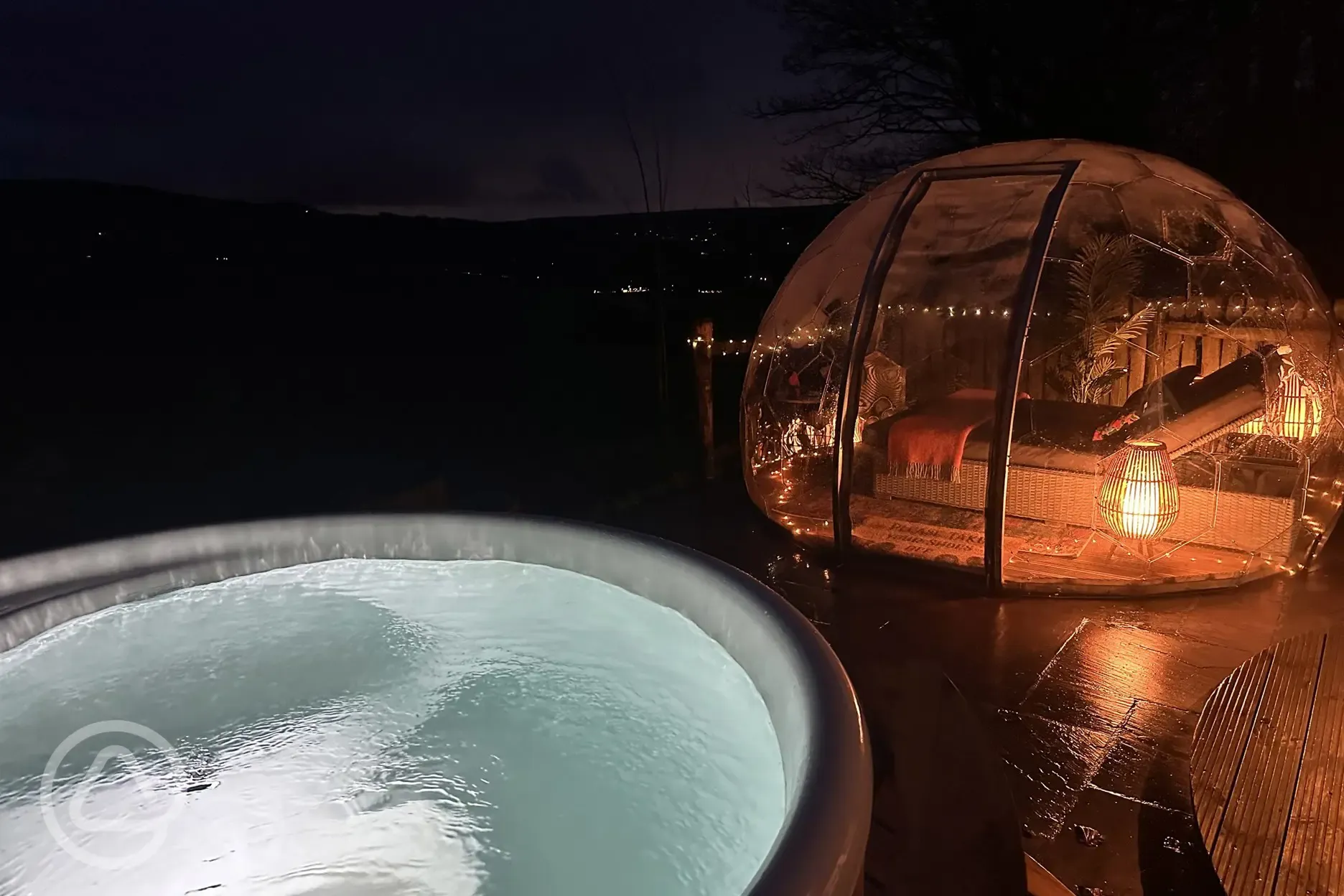 Luxury timber pod with geodome