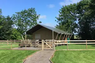 Lincolnshire Glamping, Tetford, Horncastle, Lincolnshire (6.5 miles)