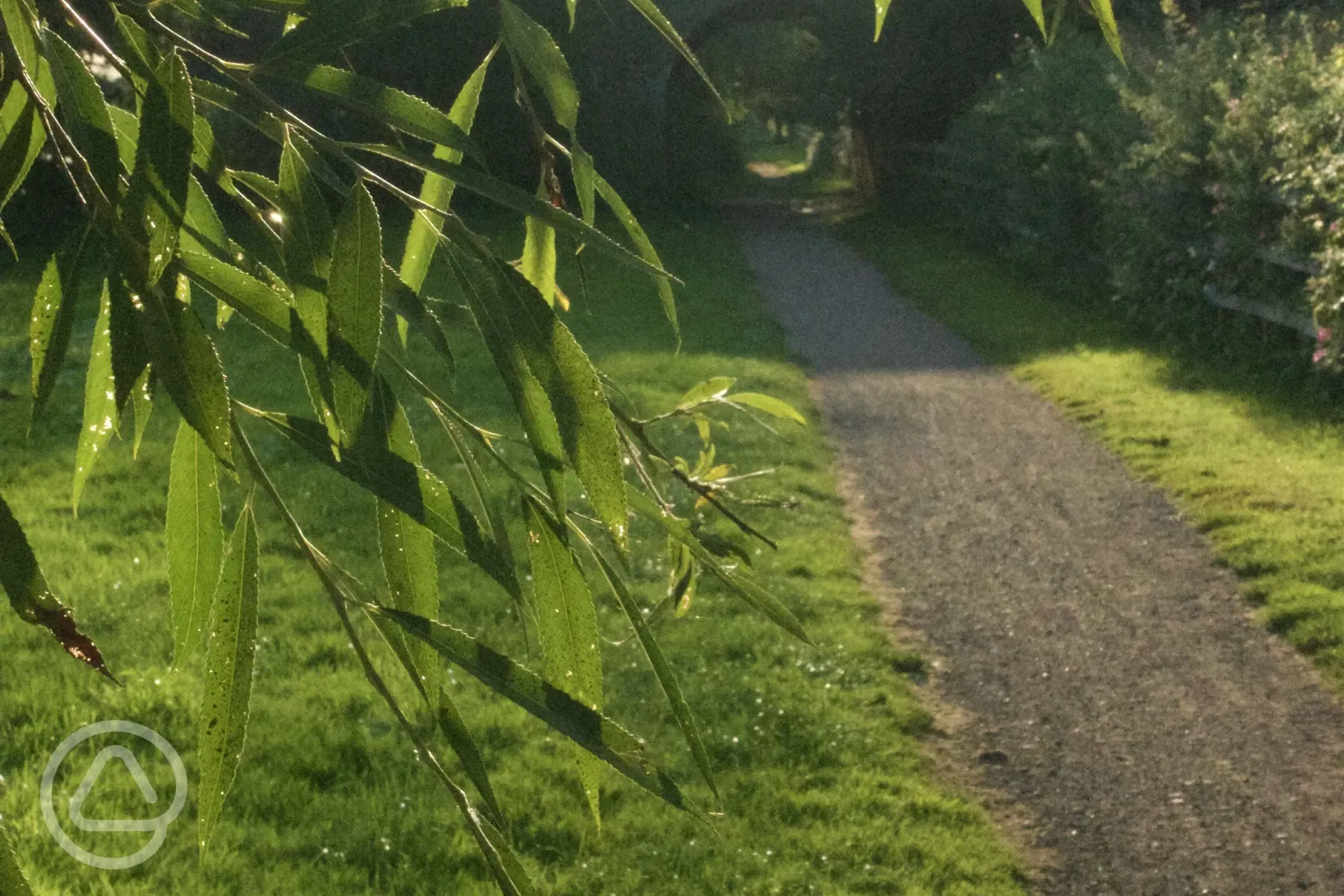 Footpath through tunnel under Gunthorpe Bridge