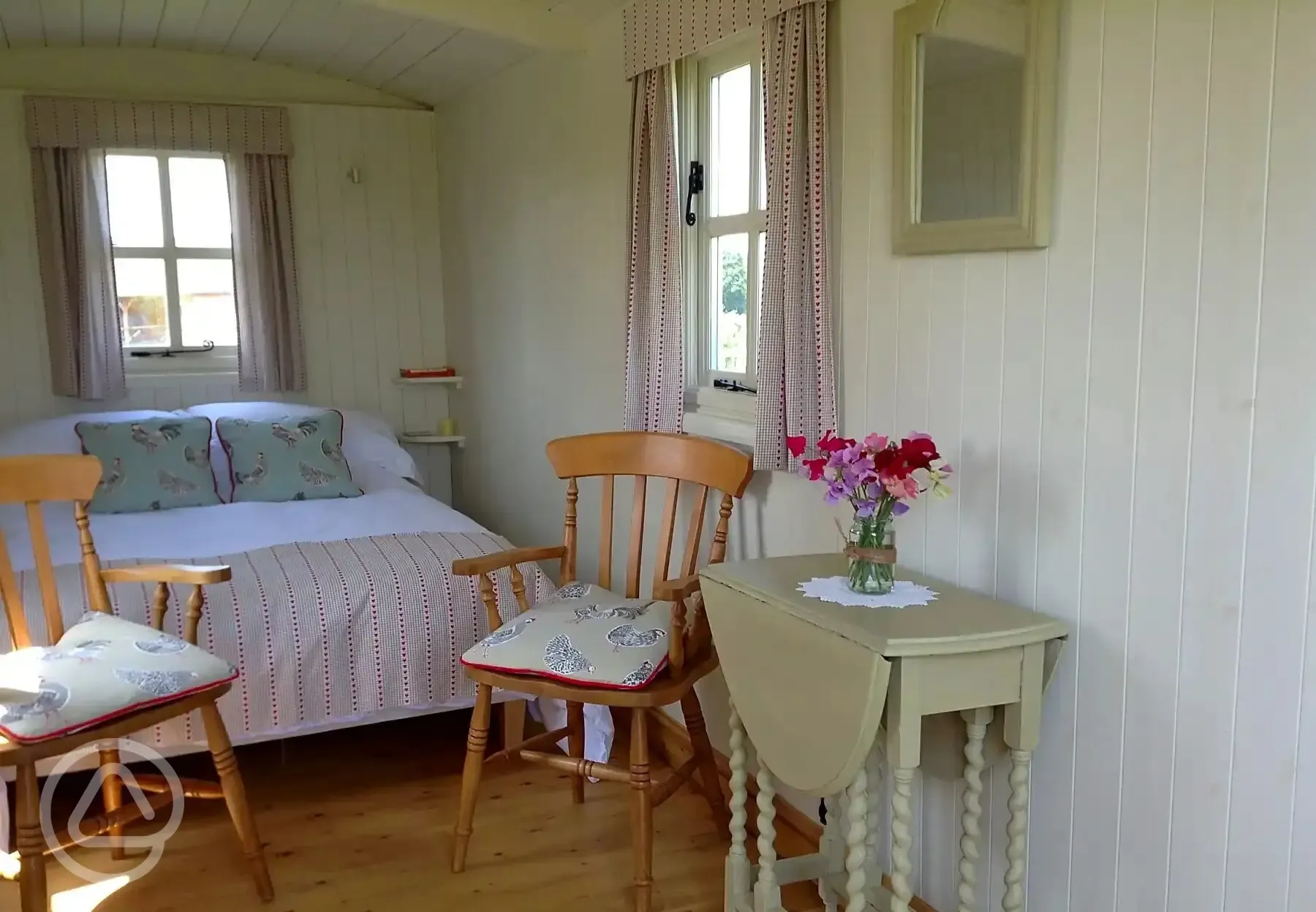 Benton View shepherd's hut interior