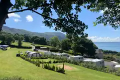 Electric grass pitches for tents, roof tents and small campervans 