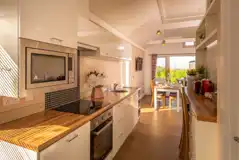 Montana ensuite lodge kitchen Montana ensuite lodge kitchen