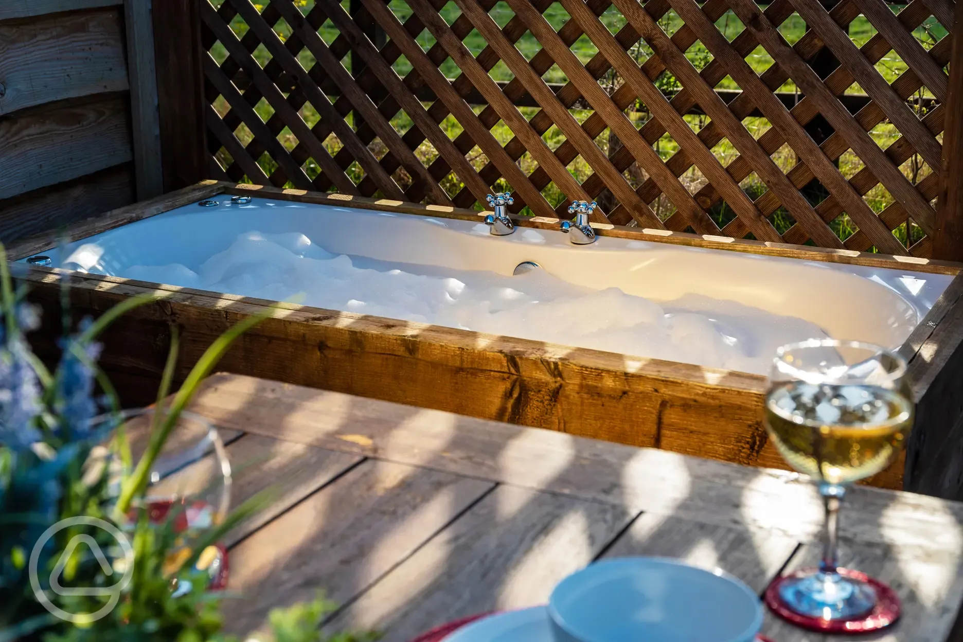 Montana log cabin outdoor bath