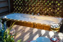 Montana ensuite lodge outside bath Montana ensuite lodge outside bath