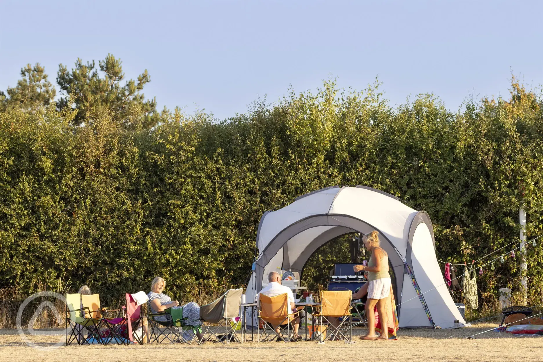 Non electric grass tent pitches