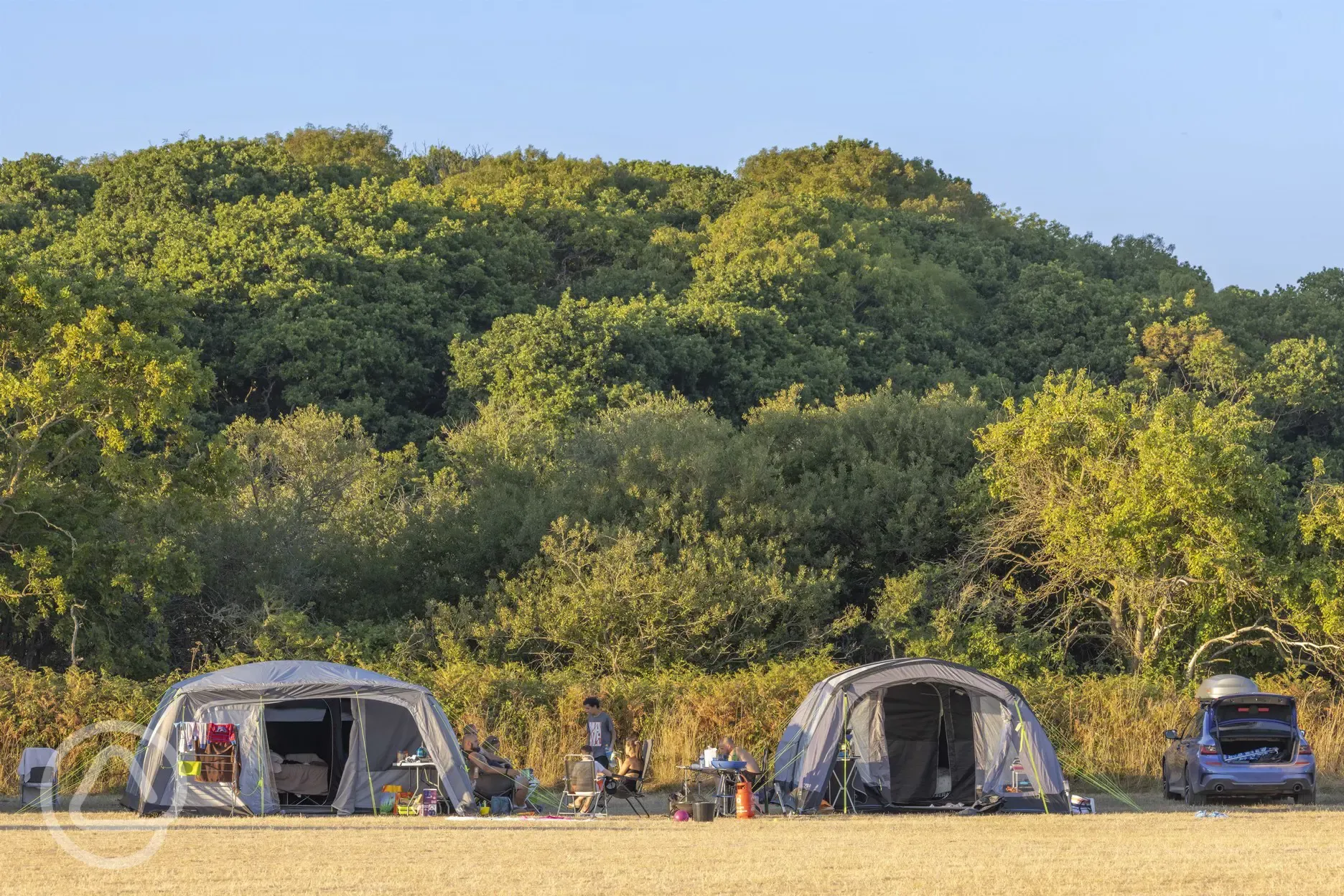 Non electric grass tent pitches