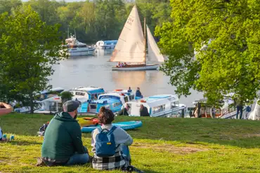 Salhouse Broad with canoe/kayak hire and boat moorings