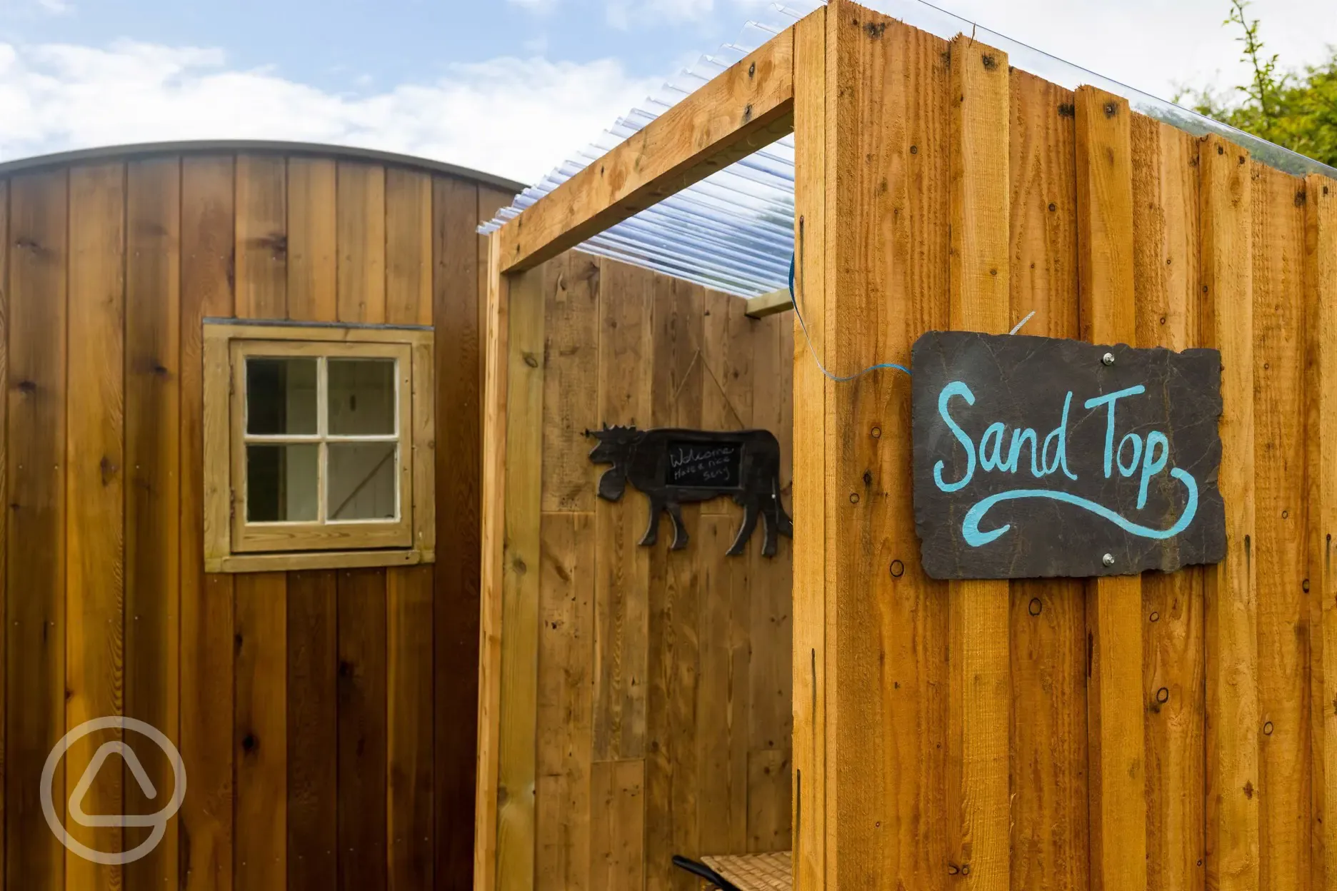 Sand top shepherd's hut