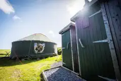Barafundle Yurt bathroom