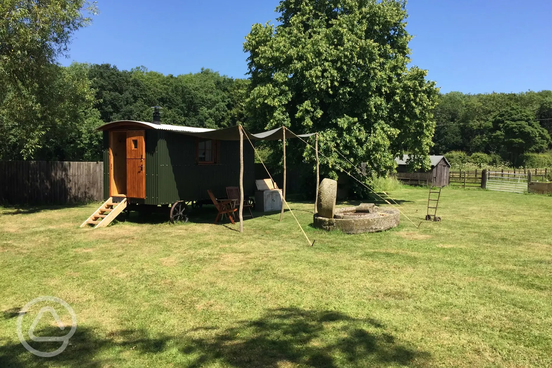 Kingfisher hut