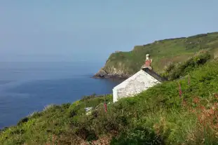 The Watch House, Lansallos, Cornwall (9.6 miles)