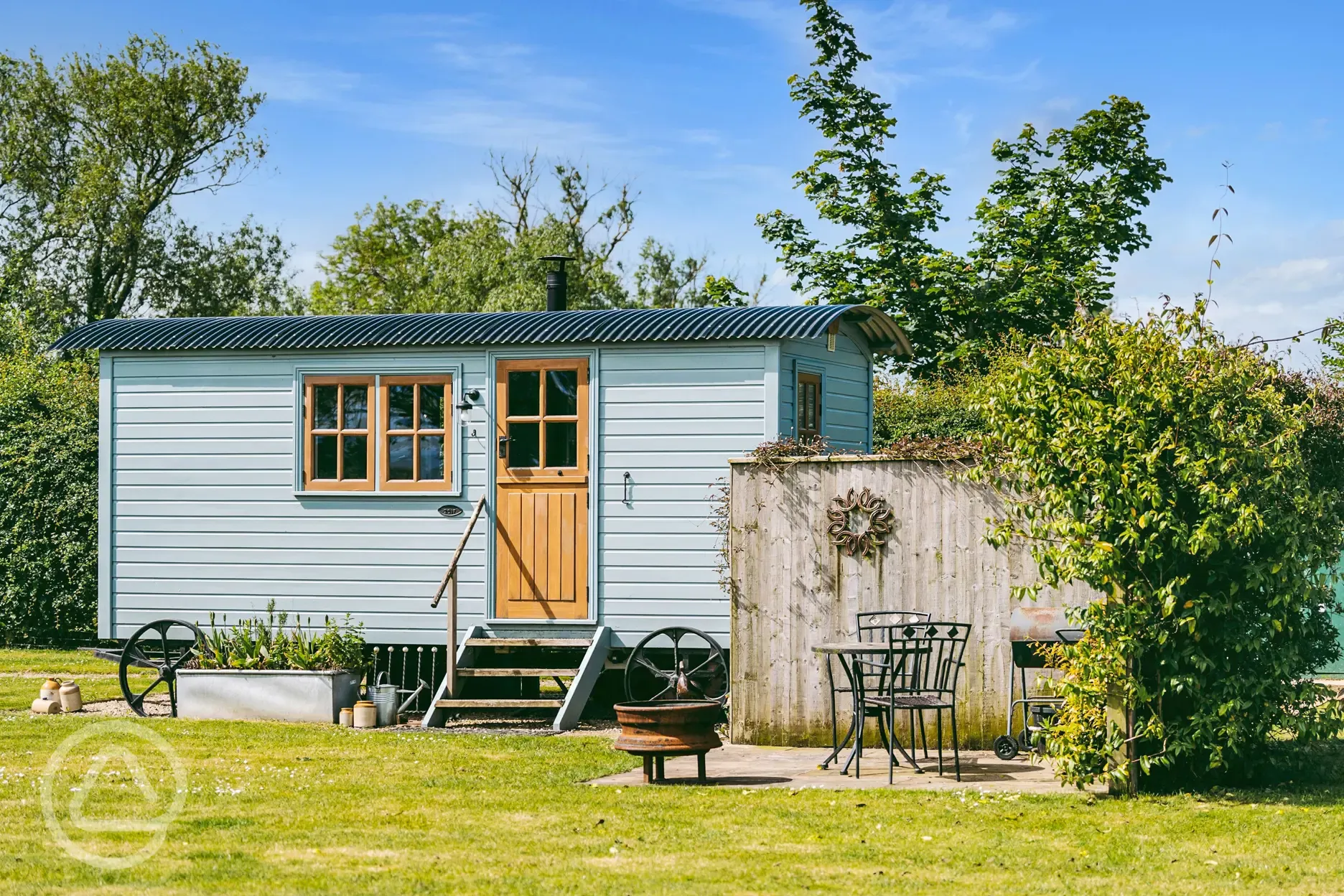 Shepherd's hut