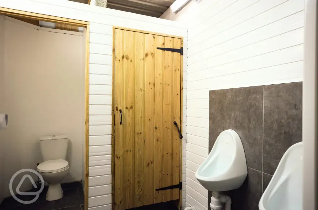 Men's toilets Men's toilets