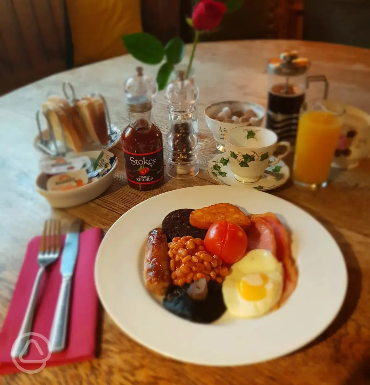 Delicious Full English Breakfasts; other options available