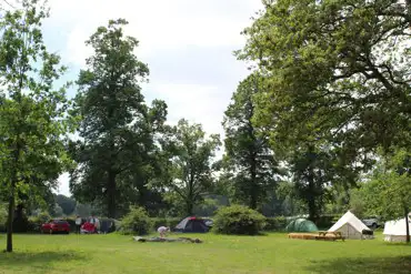 Glamping and camping at Aldenham Country Park
