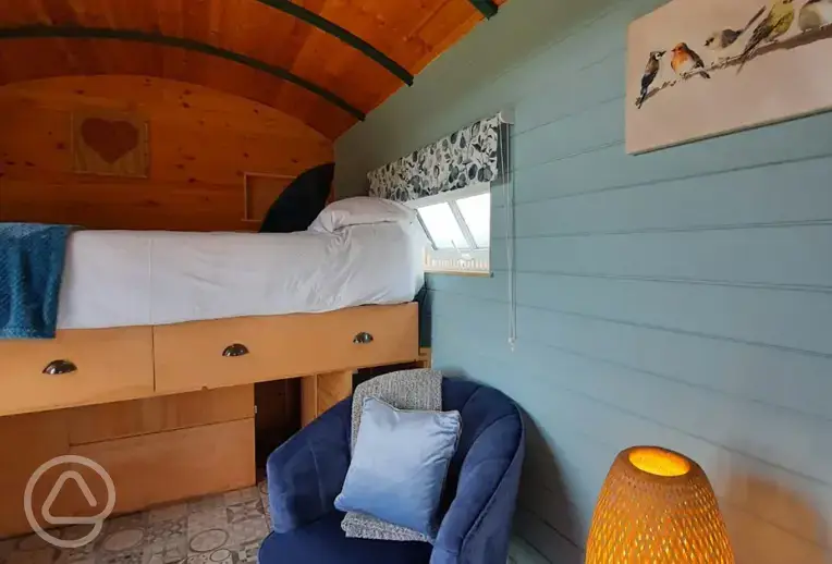 Shepherd's hut Heron interior