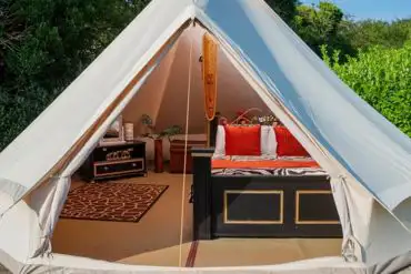 Furnished bell tent 