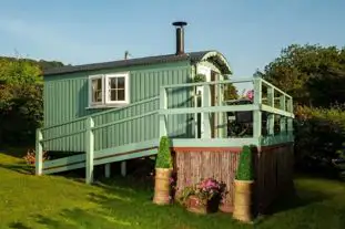 Kits Coty Glamping, Aylesford, Kent (4.9 miles)