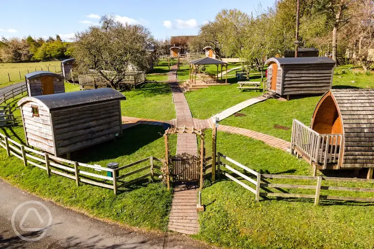 Overview of the camping pods of Orchard Hideaways