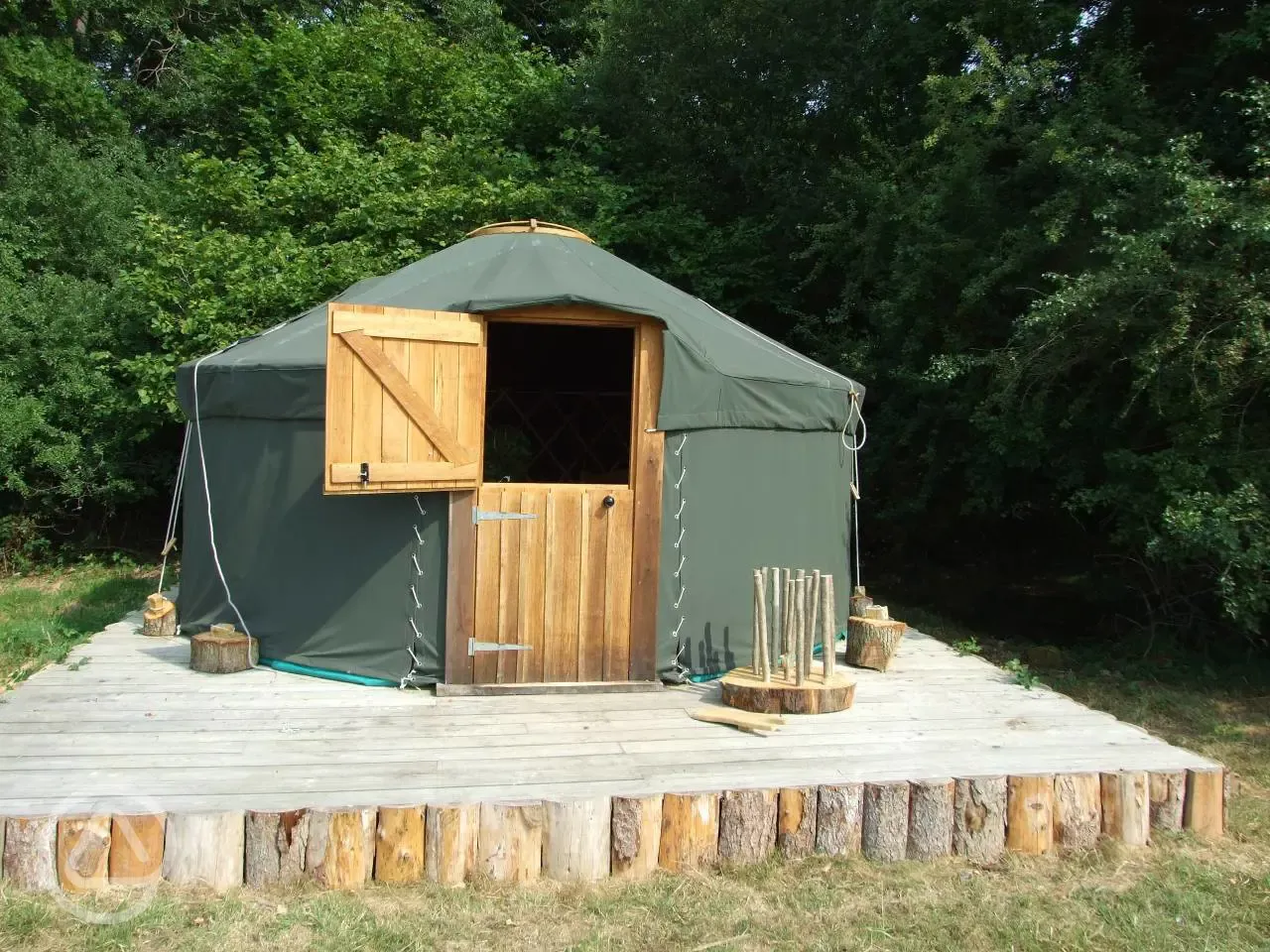 Smaller sizer yurt at night pastures