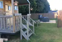 Bluebell shepherd's hut with hot tub