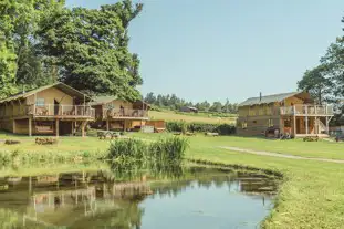 Sweeney Farm Glamping, Sweeney, Oswestry, Shropshire