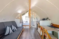 Blackcleugh with a king bed, sofa bed and drop-down single bunk for kids Blackcleugh with a king bed, sofa bed and drop-down single bunk for kids