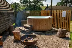 The Wheatley's private fire pit and optional wood-fired hot tub The Wheatley's private fire pit and optional wood-fired hot tub