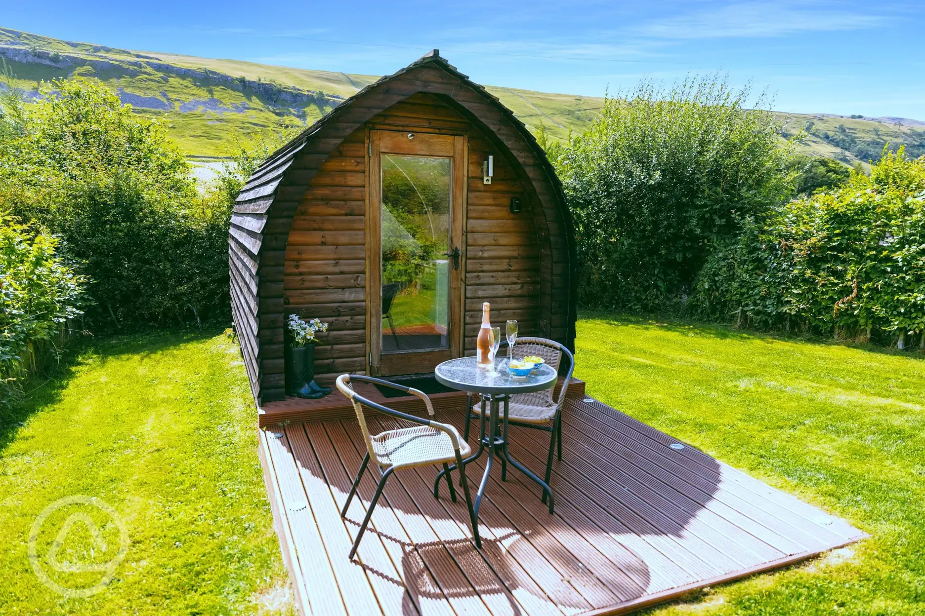 Glamping pods