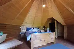 Ensuite glamping cabin