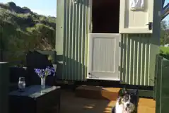 Shepherd's hut