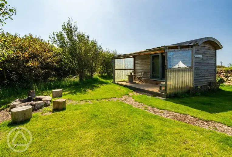 Beacon shepherd's hut with a private sunset deck and fire pit