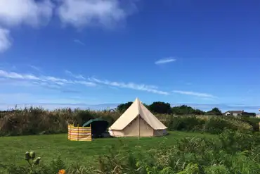 Tent pitch with sea views Dunes at Whitesands Camping