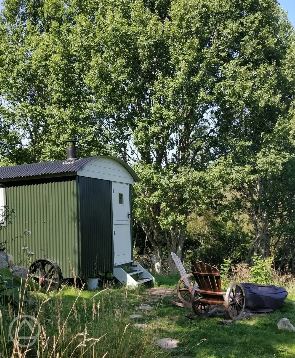 Shepherd's hut
