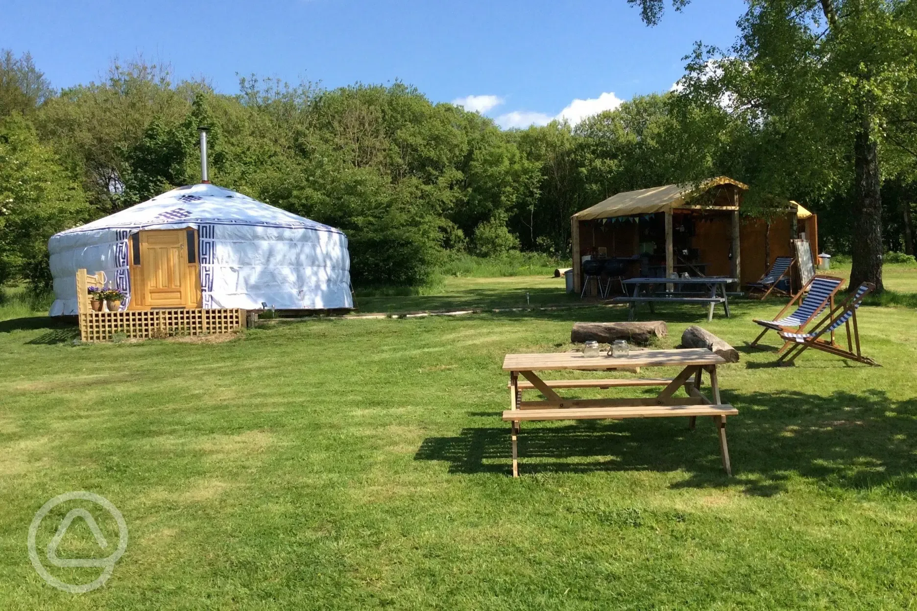 Cosy yurt with private kitchen, fire pit and barbecue.