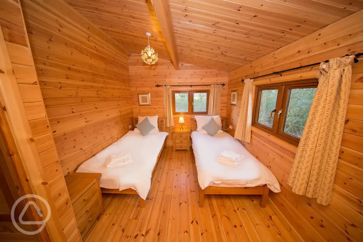 Cabin bedrooms Wall Eden Farm