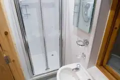 Ensuite shower Ensuite shower