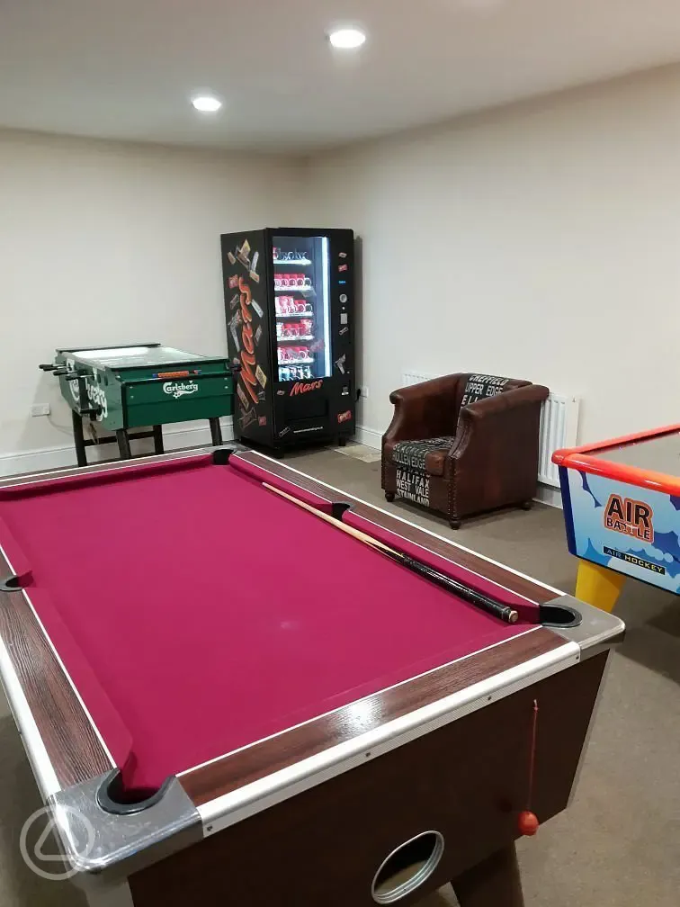 Games room pool and football table and vending machine at Nurseries Caravan Park Games room pool and football table and vending machine at Nurseries Caravan Park