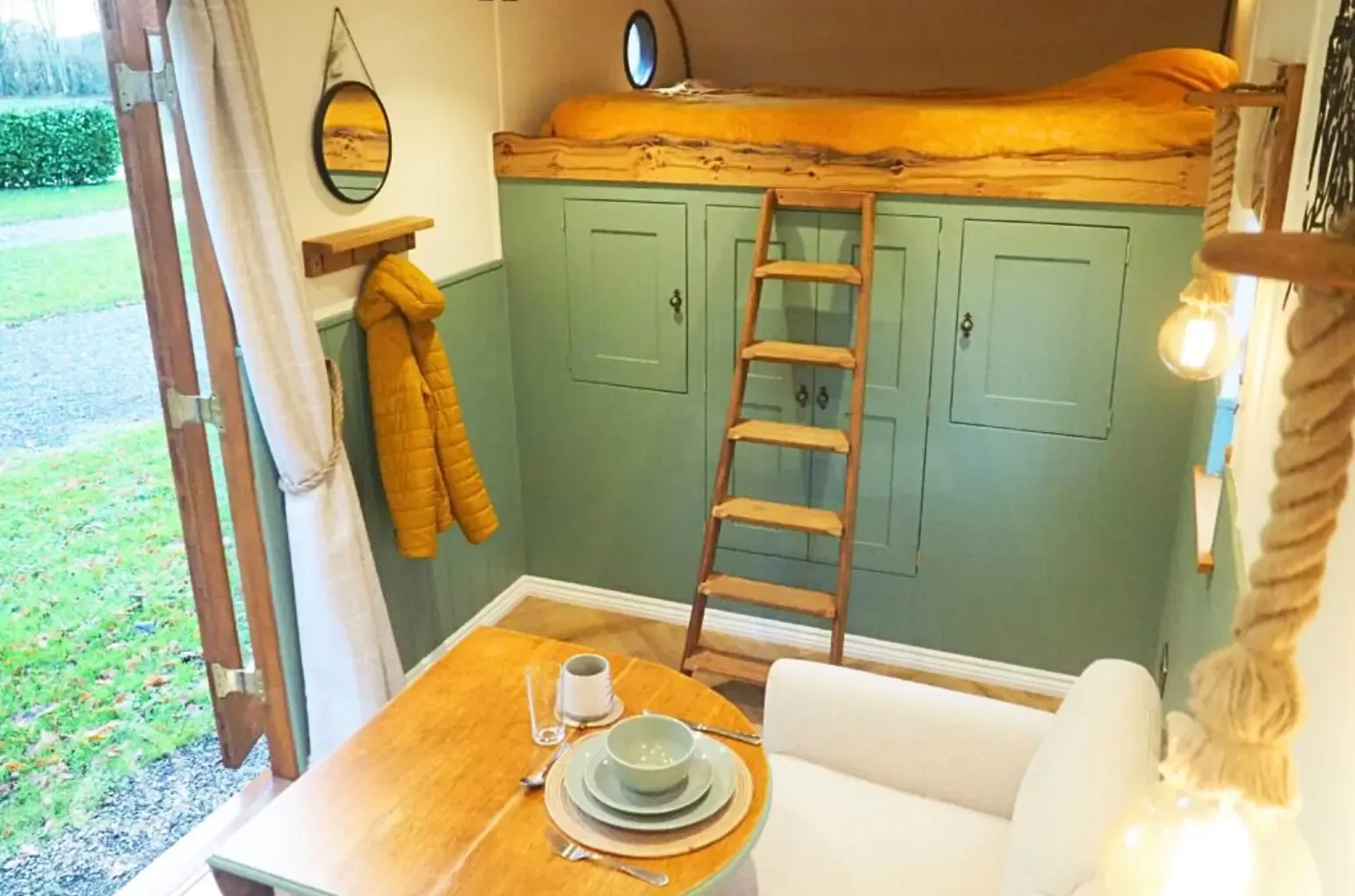 Oakley horsebox double bed with storage room (bed linen provided) Oakley horsebox double bed with storage room (bed linen provided)