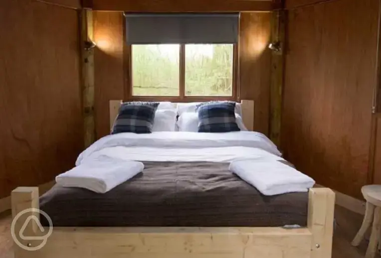 Kingfisher hideaway bedroom
