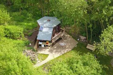 Kingfisher hideaway